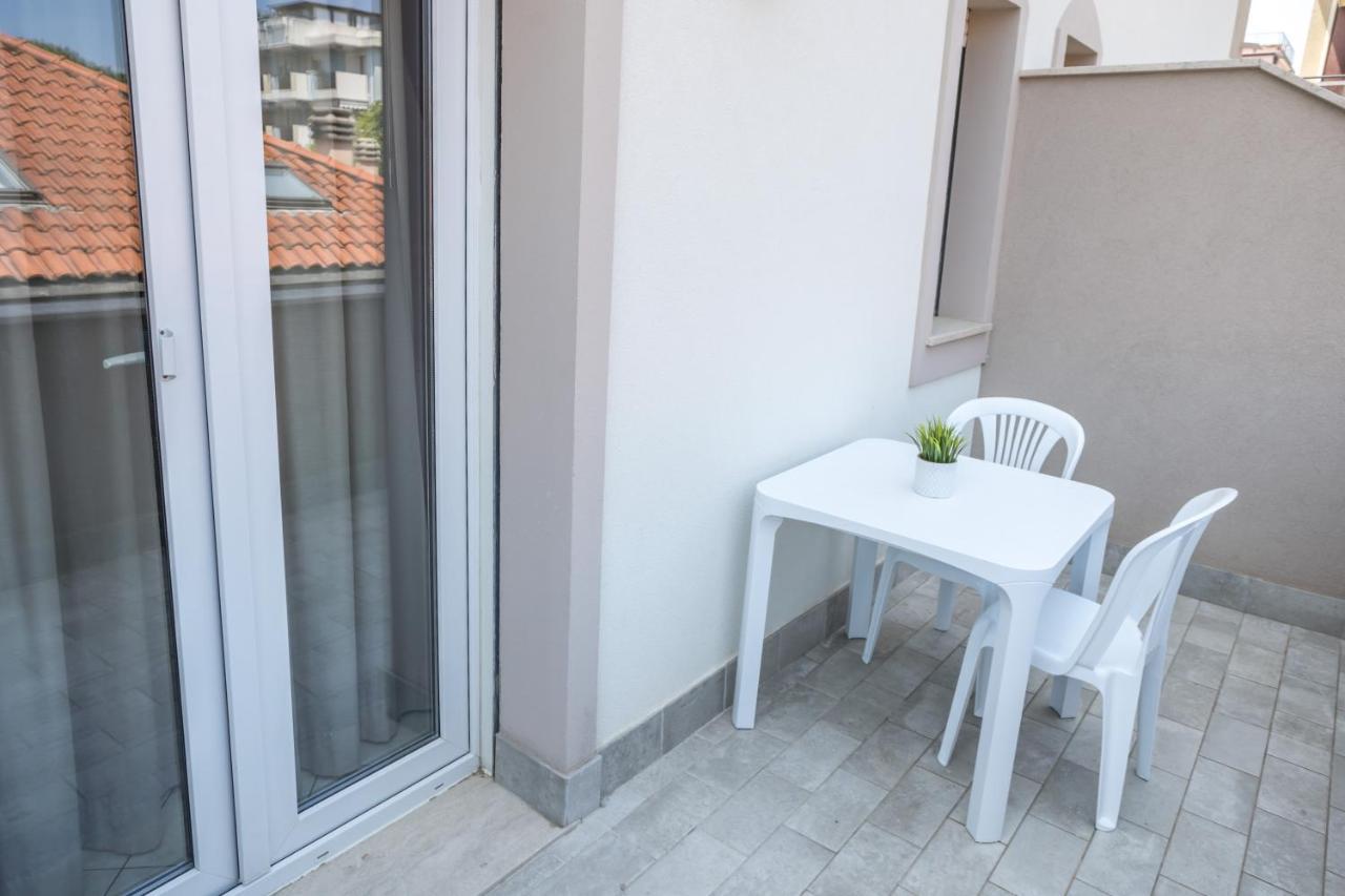 Rimini Bay Suites&Residence المظهر الخارجي الصورة