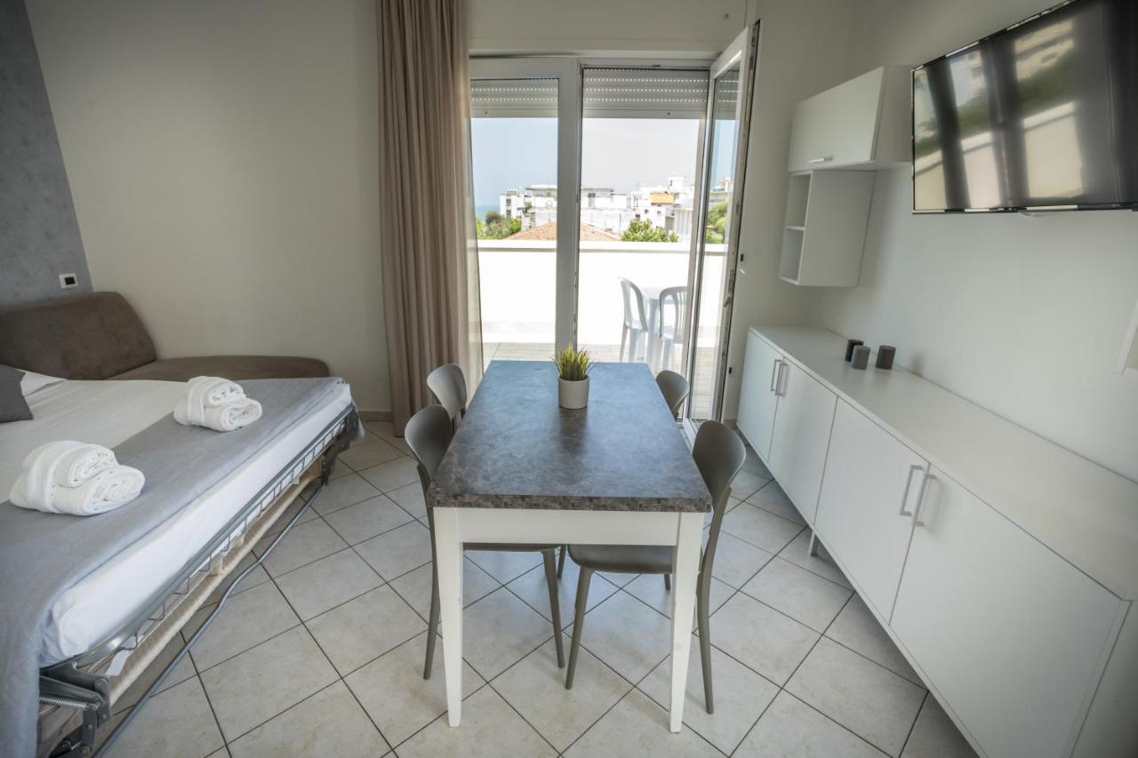 Rimini Bay Suites&Residence المظهر الخارجي الصورة