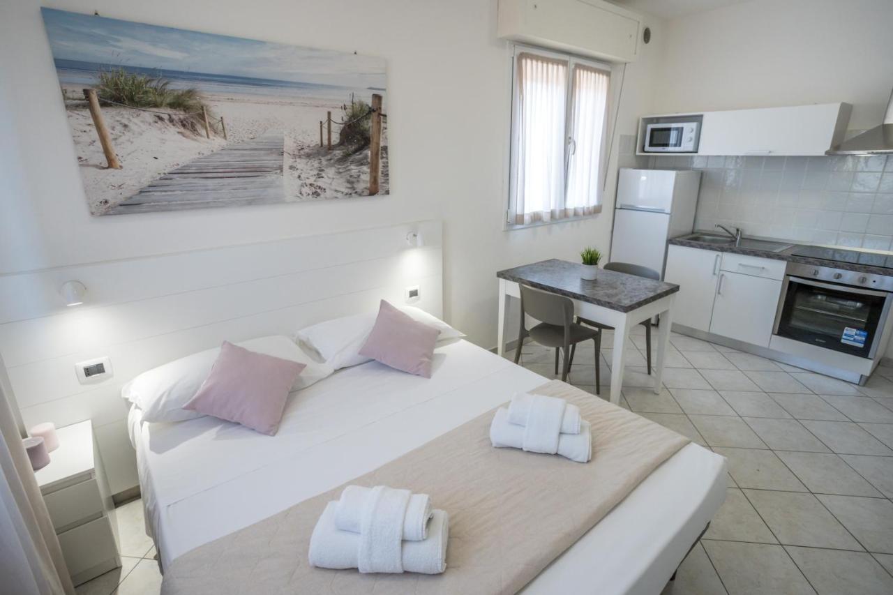 Rimini Bay Suites&Residence المظهر الخارجي الصورة
