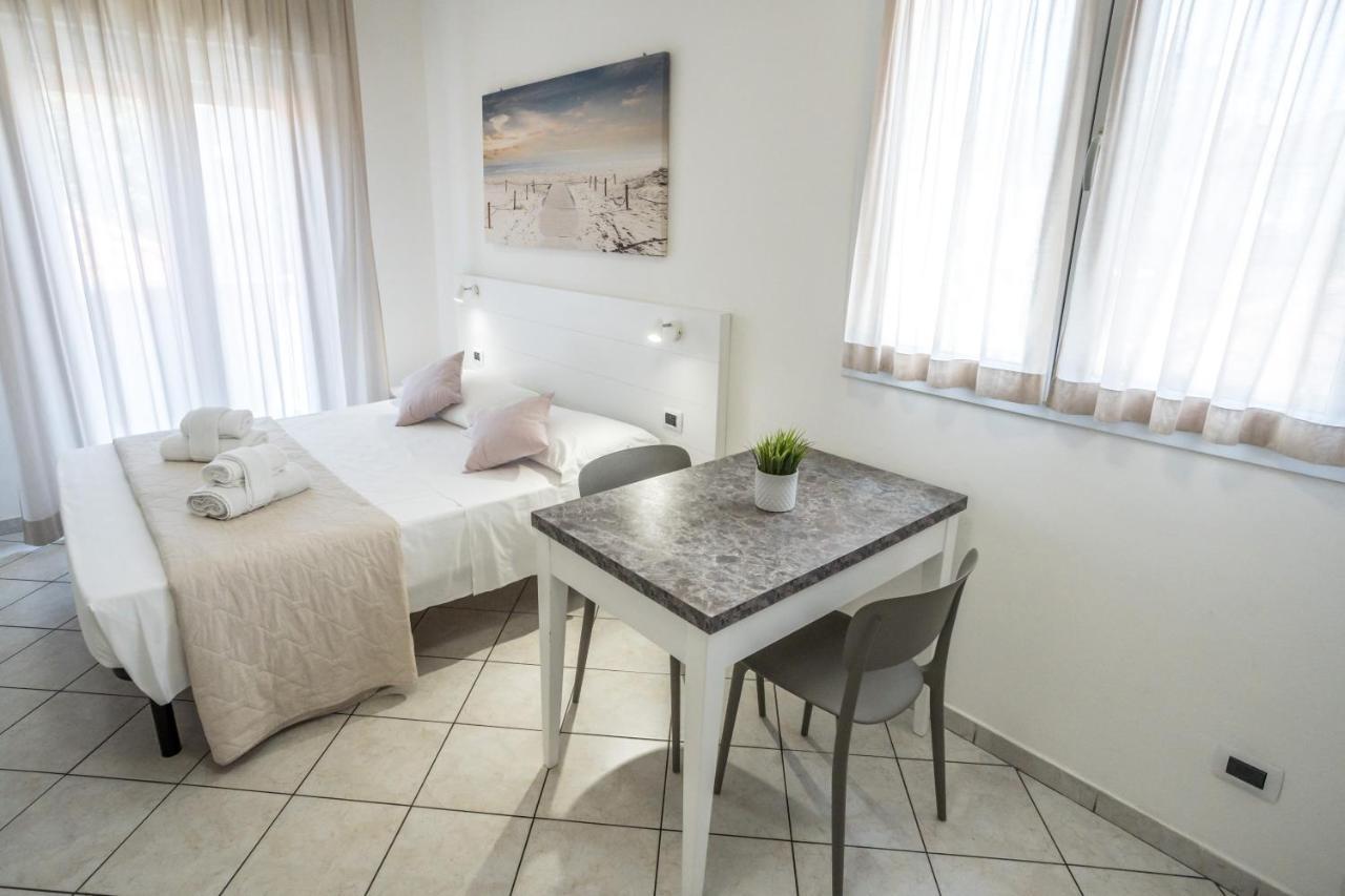Rimini Bay Suites&Residence المظهر الخارجي الصورة